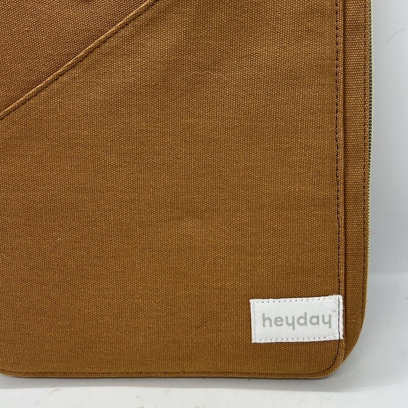 Tech Folio Travel Tablet Zip Cover Case NWT - Picture 2 of 6